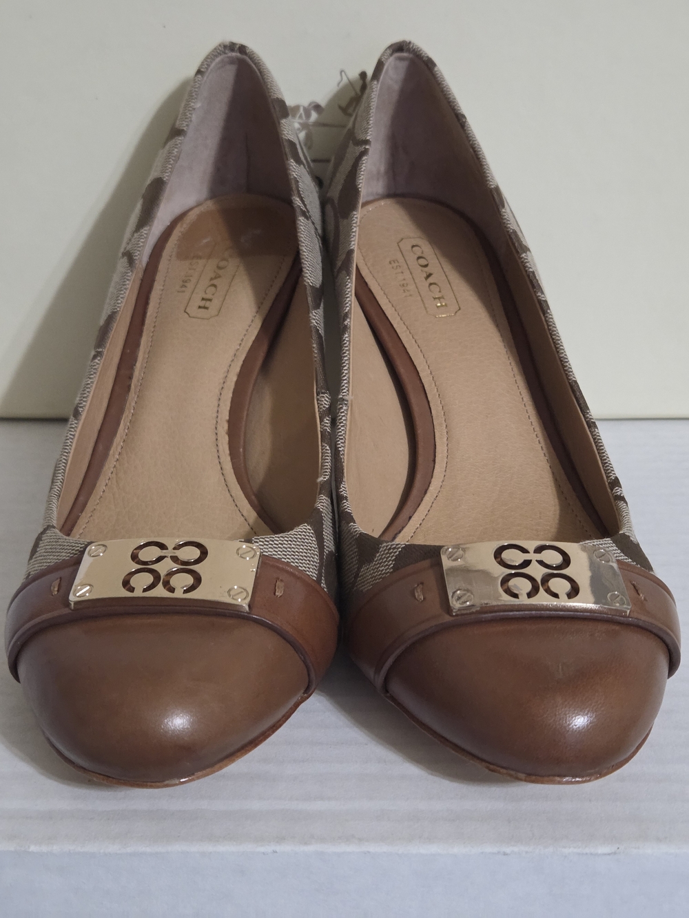 COACH Whitney Signature Canvas & Leather Heels US Women Size 6B Khaki/Cinnamon - Picture 5 of 12